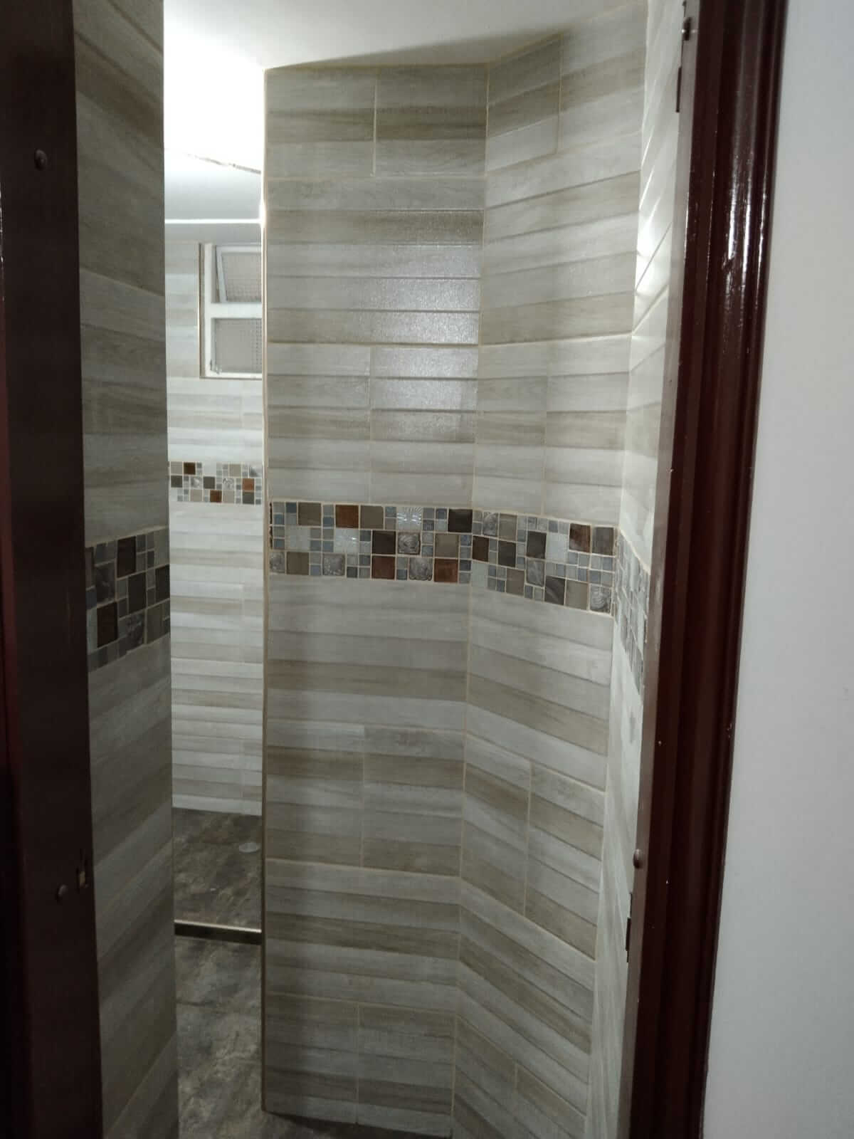 Acabado de pared en madera